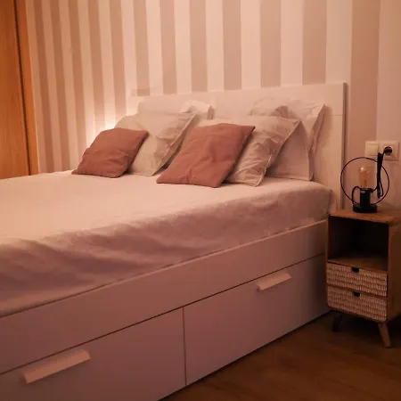 Nuevo En Pleno Centro De Apartament Boiro