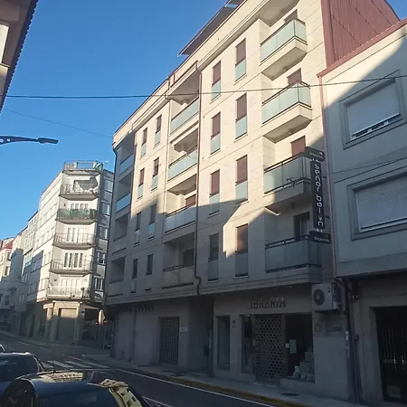 Nuevo En Pleno Centro De Boiro